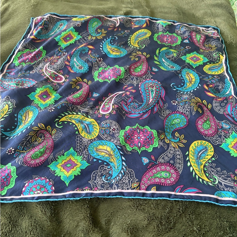 Fraas Multicolor Paisley Scarf
